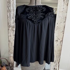 Express Black Velvet Detail Women's Blouse. New with Tags